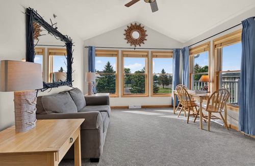 Sister Bay Hotel | Birchwood Lodge