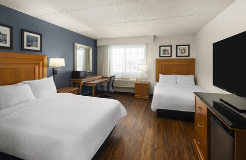 Manitowoc Hotel | Harbor Town, BW Signature Collection
