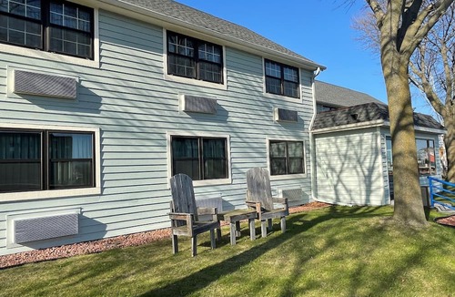 Sheboygan Hotel | Harbor Winds Hotel