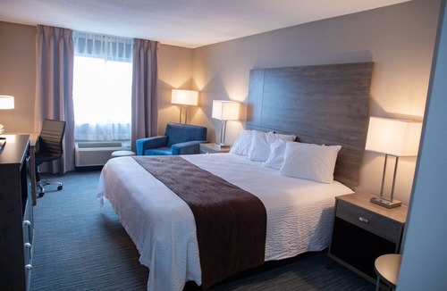 Lomira Hotel | Lomira Inn and Suites