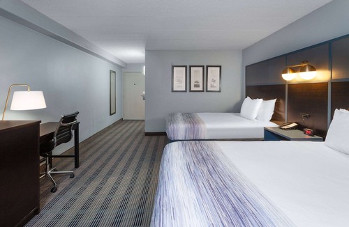 Orange Prairie Hotel | AmericInn by Wyndham Peoria
