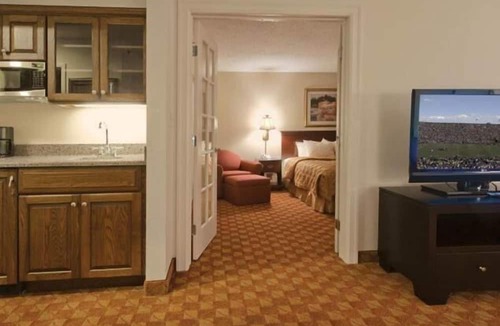 Ann Arbor Hotel | Ann Arbor Regent Hotel & Suites
