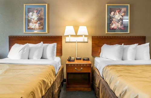 Lewisport Hotel | Quality Inn Lewisport