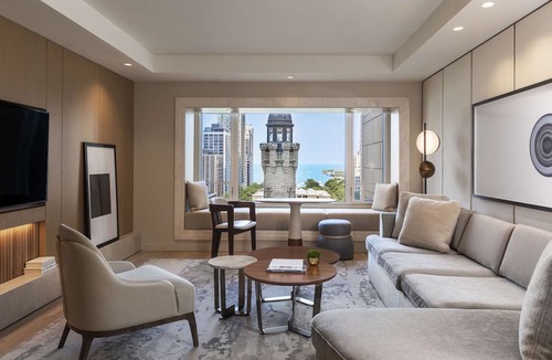 Magnificent Mile Hotel | Park Hyatt Chicago