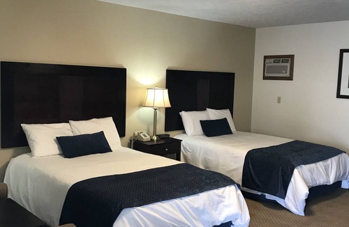 Marquette Hotel | Brentwood Motor Inn