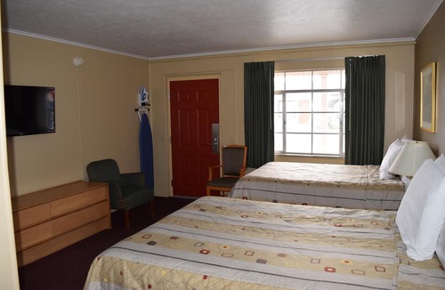Taylorville Hotel | Economy Inn