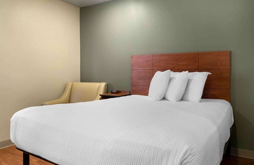 Wyoming Hotel | Extended Stay America Select Suites - Grand Rapids - Wyoming