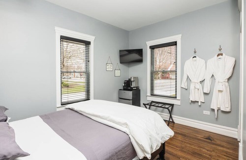 Plainfield House | The Plainfield Inn