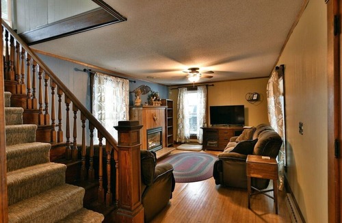 Cable House | Chequamegon Haus - Comfortable and Charming walk to downtown Cable, WI