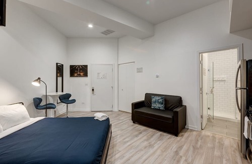 River West Apartment | Cabin 104 by 747 Lofts