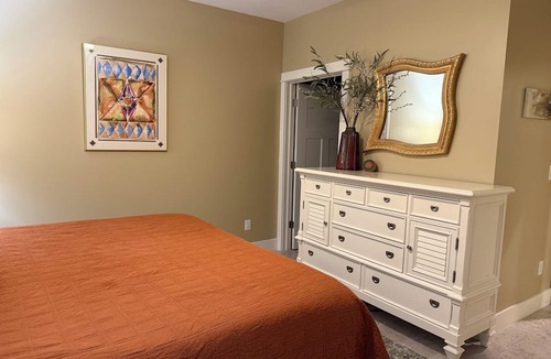 Traverse City Condo | Traverse City, West side of downtown, Sleeps 6, Slabtown area