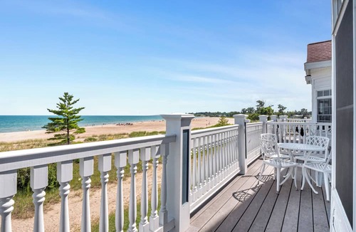 Sheboygan Villa | Shoreline Sanctuary - 4 Bedroom Beachfront Condo