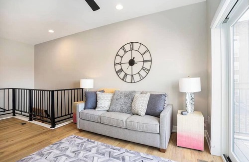 Holland Condo | The George and Evelyn on 8th, George 203