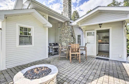 Ephraim Cottage | Ephraim Home w/Yard - Walk to Lake Michigan!