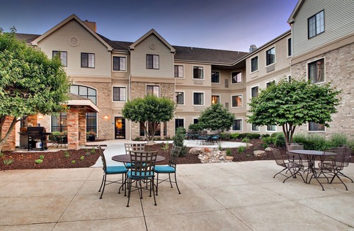 Madison Apartment | Free Breakfast. Pool & Hot Tub. Near East Towne Mall!
