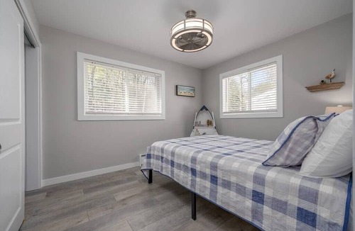 Bridgman Condo | Lakeside Serenity: 1BD Villa with Private Deck