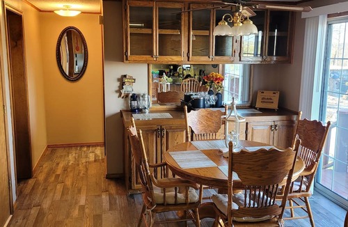 Shell Knob House | Needles Eye In Shell Knob. Lake View! 2 Min To Grocery Store. Newly remodeled!