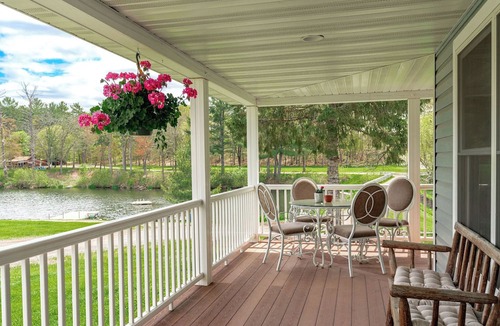 St Croix Falls House | Elroy's @ Big Rock Creek: Where Adventure Meets Comfort in the St. Croix Valley