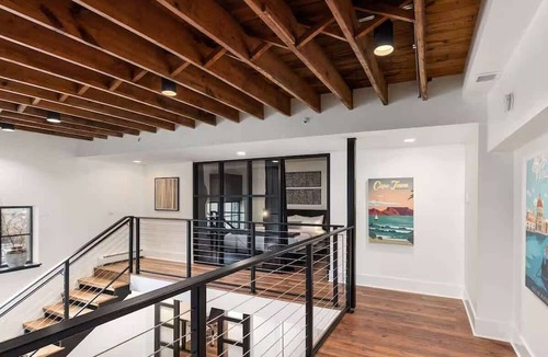Grand Rapids Apartment | Lehigh Suite - Urban Sanctuary Luxury Stay with Private Parking