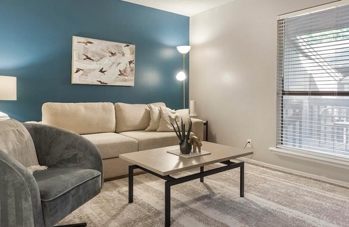 South Tulsa Apartment | Landing | Incredible 1BD, Clubhouse, Gym