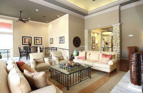 Fort Worth Apartment | Landing | Modern 1BD, Pool, Gym