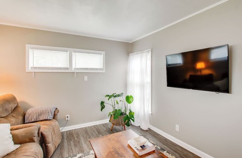 Kalona House | Home Near Kinnick, UI Health & Amish Country