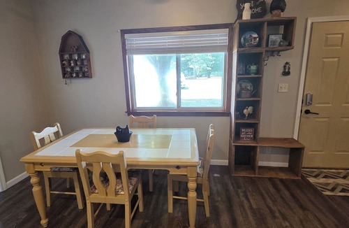 Fulton Cottage | Charming barnyard cottage offers a peacful retreat for those looking to get away