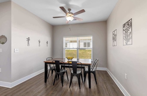 Grandville Condo | Modern 2BR + 2BA Condo with Garage & Patio