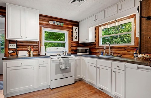 St Ignace House | Fantastic Lakefront Beach House with Stunning Views in St. Ignace, Michigan