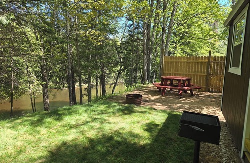 Germfask RV Rental | The Turtle/Mikinak Cabin, located within 35-40 minutes from Pictured Rocks