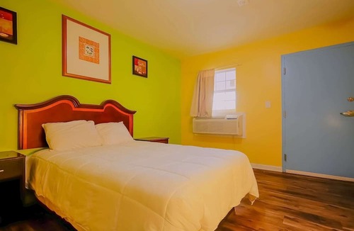 Markham Apartment | King Bed | Non smoking