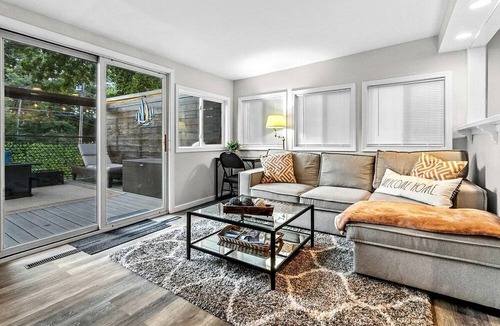 Zenda House | Charming Cottage with Firepit & Sunroom Retreat in Lake Geneva, Wisconsin