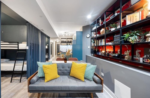 Wrigleyville Apartment | Wrigleyville Suites