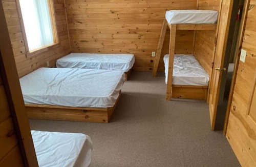 Brimley Cabin | Brimley Lodge/Sleeps 36/Snowmobile & ORV Trail
