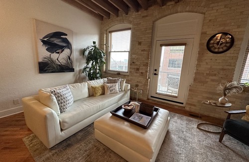 Grand Haven Condo | NEW LISTING DOWNTOWN! Level 1 has a Restaurant, Brewery, Salon & Spa, & More