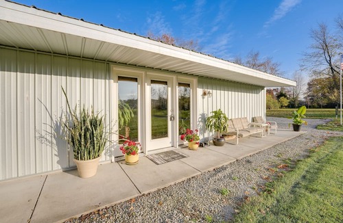 White Pigeon Apartment | 5 Mi to St Joseph River: Apartment w/Fire Pit!