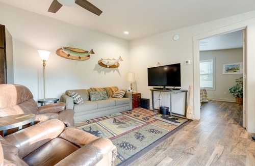 White Pigeon Apartment | 5 Mi to St Joseph River: Apartment w/Fire Pit!