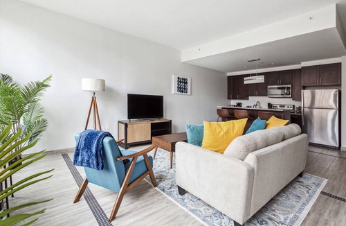 Downtown Detroit Apartment | Executive Downtown Retreat