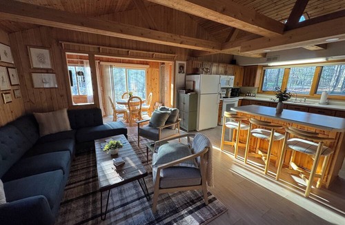 Gills Rock Cottage | New! Quaint, Pet-Friendly Cottage in Northern Door