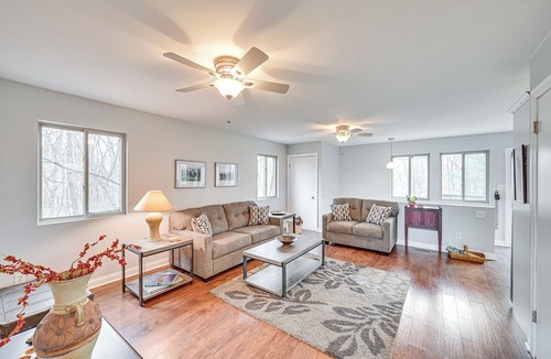 La Porte Apartment | 8 Mi to Lake Michigan: Creative Retreat w/Deck!