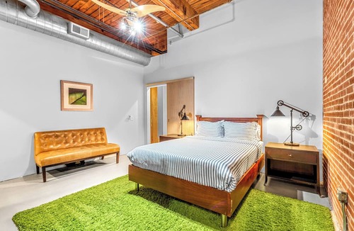 Downtown West Apartment | Downtown STL Loft + 100″ Projector + Private Balcony