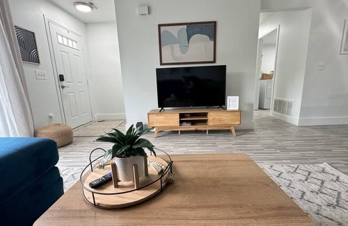 Canton Apartment | Comfy Canton - Centrally Located Extended Stay - 24-Hour Gym, Seasonal Pool