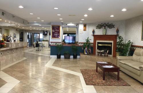 St. Charles Hotel | Americas Best Value Inn and Suites Saint Charles