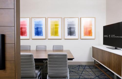 Dixon Hotel | Candlewood Suites Dixon by IHG