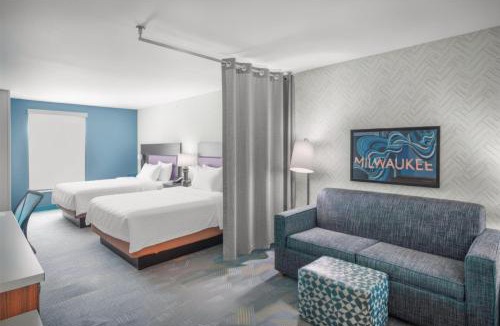 Milwaukee Hotel | Home2 Suites by Hilton Milwaukee Airport