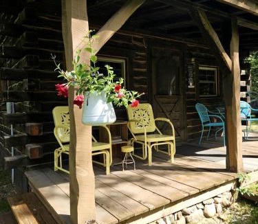 Park Rapids House | Secluded Studio Cabin with Private Lakefront near Park Rapids, Minnesota