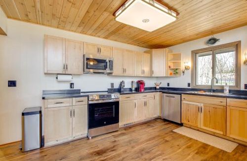 Plymouth House | Woodsy Plymouth Hideaway: Hot Tub & Game Room