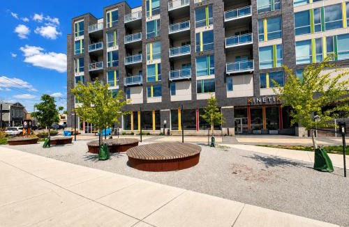 Bay View Apartment | Bay View Designer 1BR - Best Location with Balcony, Gym, and Terrace - Sleeps 4