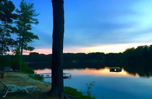 Mayfield House | Charming Lakefront Cabin with Hot Tub and Beach Access near Traverse City, Michigan