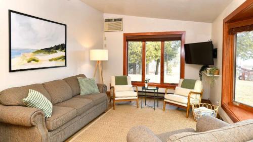 Ellison Bay House | Waters End Cottage by Simple Life Rentals
